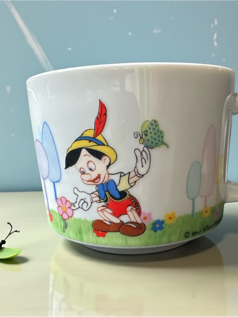 Pinocchio Ceramic Mug with Colorful Cartoon Print - Picture 8 of 9